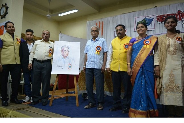 Makar Sankrman Utsav,Jan 2014,Shri Ravi Pandit & DCP  Shri Vishwas Pandhare,hounrable guests